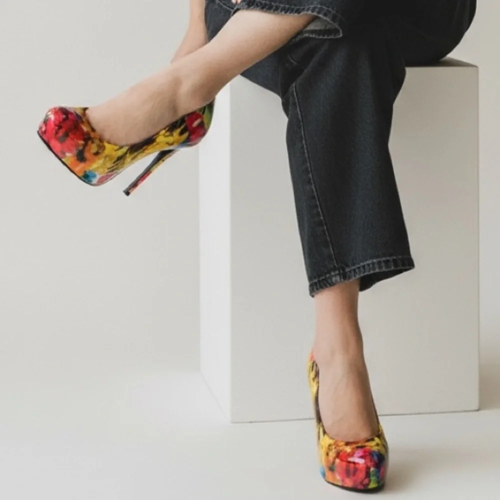STEVE MADDEN - BRIGHTLY COLORED PLATFORM PUMPS‎ - S5